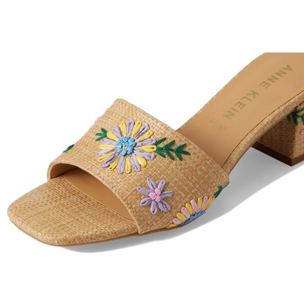 Anne Klein Floral Embroidered‎ Dolls Raffia Tan NEW Mules Size 6.5 - Picture 6 of 6